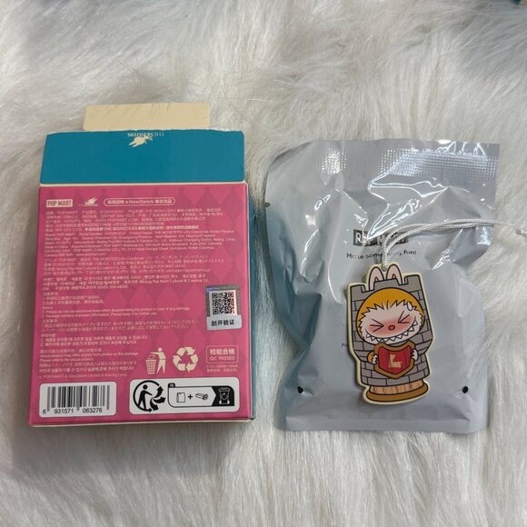 Labubu The Monsters Let's Checkmate Pendant Blind Box - Rook - Picture 3 of 4